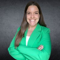 Marilyn Mc Kenna, B.A.A., (Candidate Au D.E.S.S. Grh)