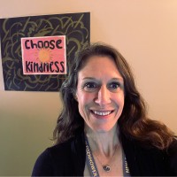 Shelley Navis