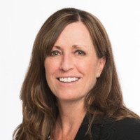 Susan L. Mayer, Falu, Flmi