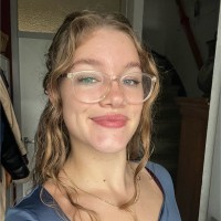 Nora Bange