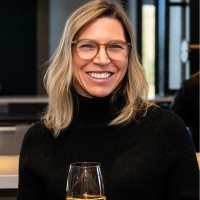 Emmanuelle Pilon