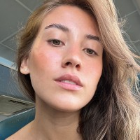 Anna Clara M.