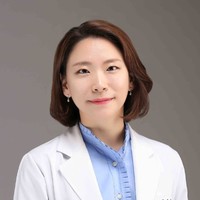 Eun Jang Yoon