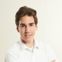 Pávai Viktor