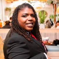 Laura Martinez, Mpm