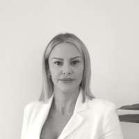 Lynsey Collins
