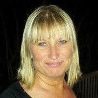 Elisabeth L.