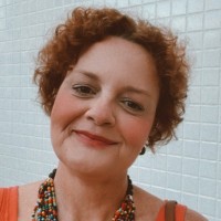 Carolina Nóbrega Candeia