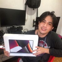 CHRISTOPHER MADRILEJO