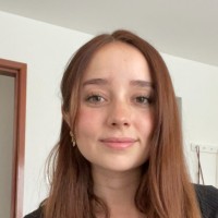 María Villamil Castilla