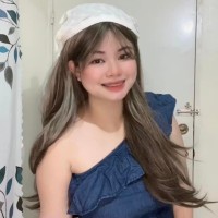Shanna Alexandrine Flores