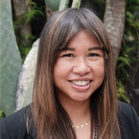 Helen De La Cruz