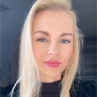 Veronika Velkova