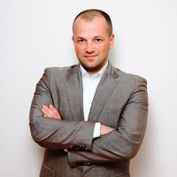Arturs Dinameks
