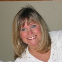 Suzanne Ahnquist, DMD, MAGD, FACE