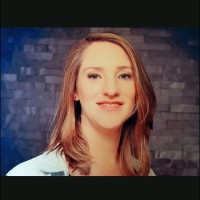 Yvette Van Beek