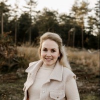 Moniek Bax