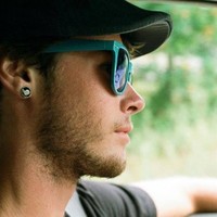 Chris Andrews