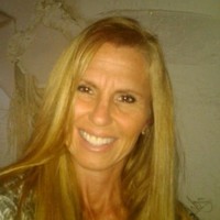 Janet Costa