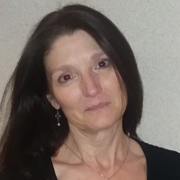 Yvette M Irwin