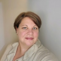 Stephanie Barnes