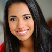 Flavia Menezes Rusznak