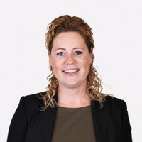 Carla Bommer