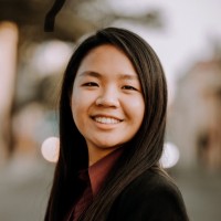 Iris Hwang