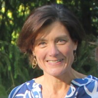 Elizabeth (Bobbie) Walker