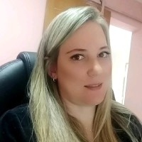 Simone Molari dos Santos