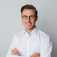 Adrian Guhr