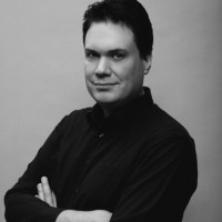 Dr. Maik Huettinger