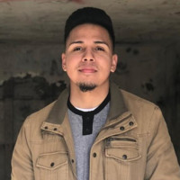 Deeondrey Flores
