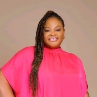 Lola Oyeyemi