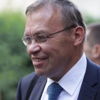 Bernard SIMON