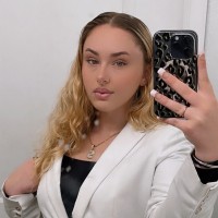 Samantha Stone