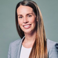 Dana Davis, Mba
