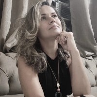 Daniella Almeida