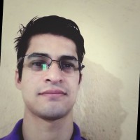 Jhon L.
