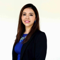 Claudia Flores