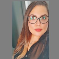 Yasmine Quarmouch