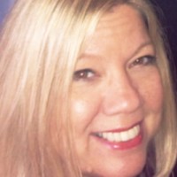 Leslie McDeavitt