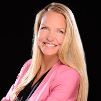 Dr. Claudia Matz