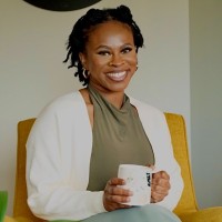 Emmanuëlle Idisi - Okpoko