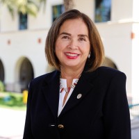 Adela de la Torre