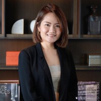 Valerie Tan