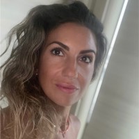 elisa Carbone