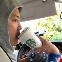 李俊毅