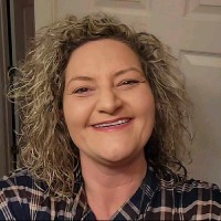 Bobbie Ayres