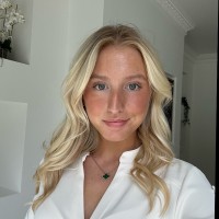 Poppy Wright